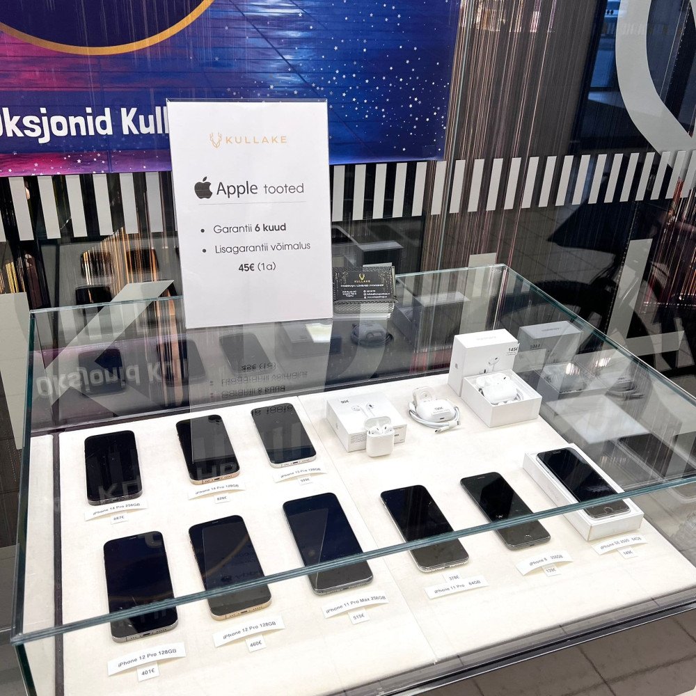 vitriin, kus on välja pandud telefonid